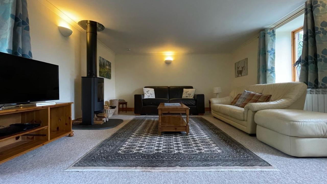 Kerrowdown Cottage-Self Catering For 4 In The Highlands ドラムナドロッキット エクステリア 写真