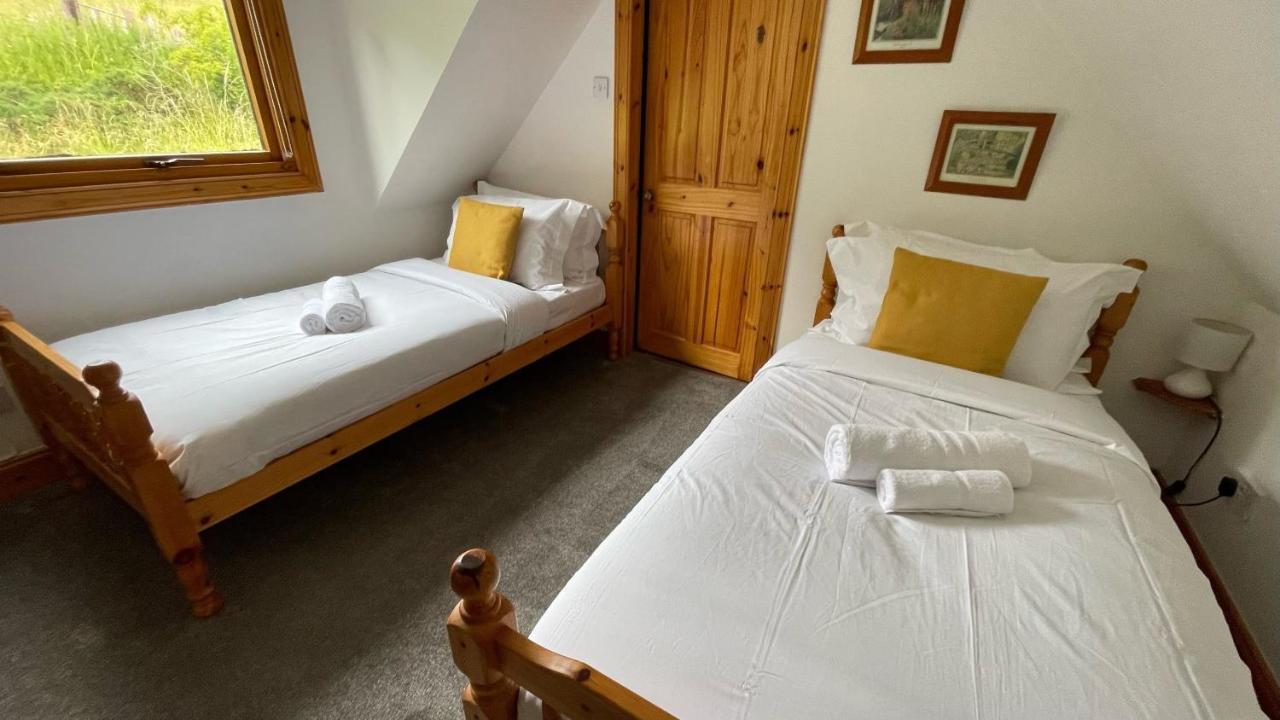 Kerrowdown Cottage-Self Catering For 4 In The Highlands ドラムナドロッキット エクステリア 写真