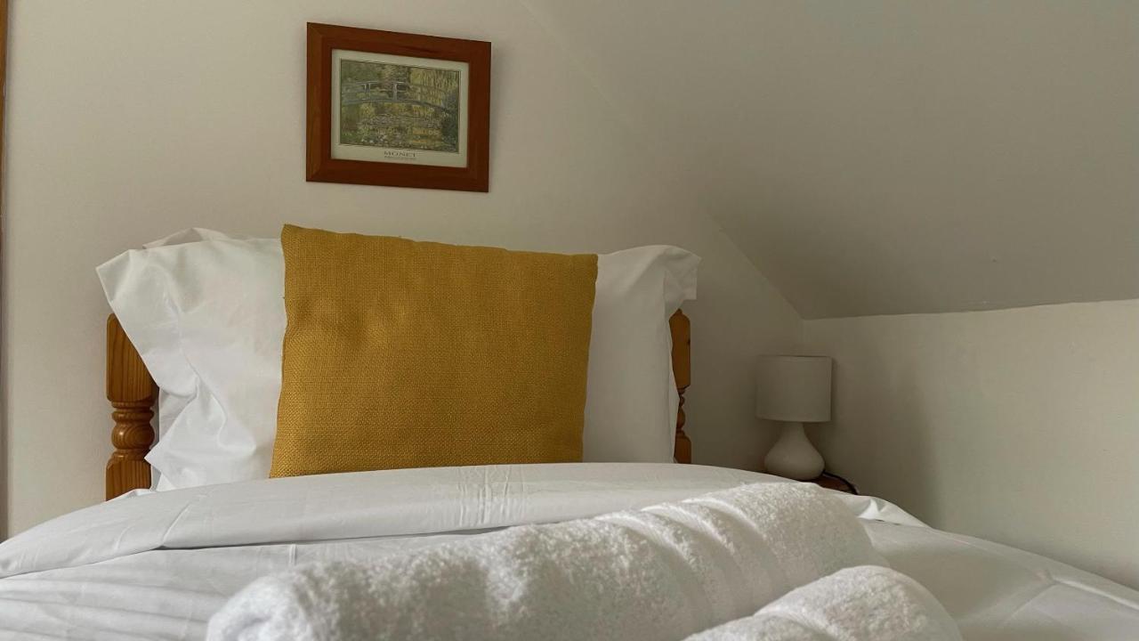 Kerrowdown Cottage-Self Catering For 4 In The Highlands ドラムナドロッキット エクステリア 写真