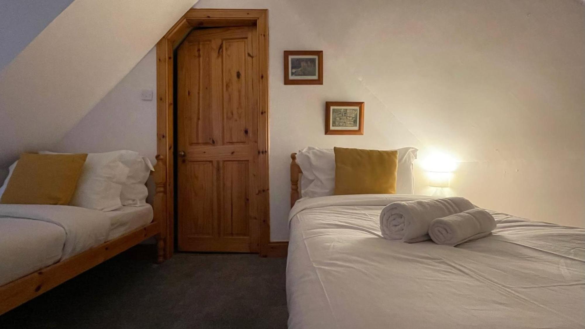 Kerrowdown Cottage-Self Catering For 4 In The Highlands ドラムナドロッキット エクステリア 写真
